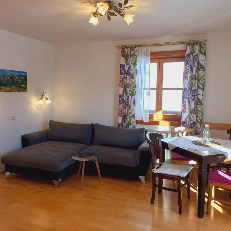 Landhof Kreuzsalgut - Apartment mit 1 Schlafzimmer und Gartenblick - 4