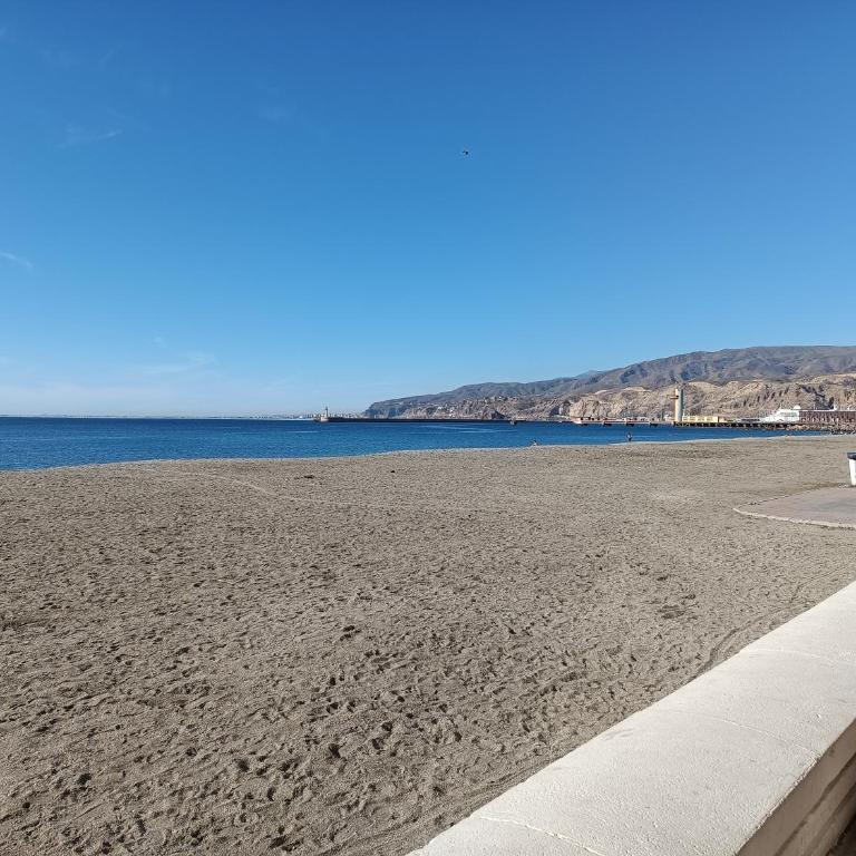 El Caprichito - fantástico piso reformado a 20 metros de la playa - Apartamento de 2 dormitorios - 30