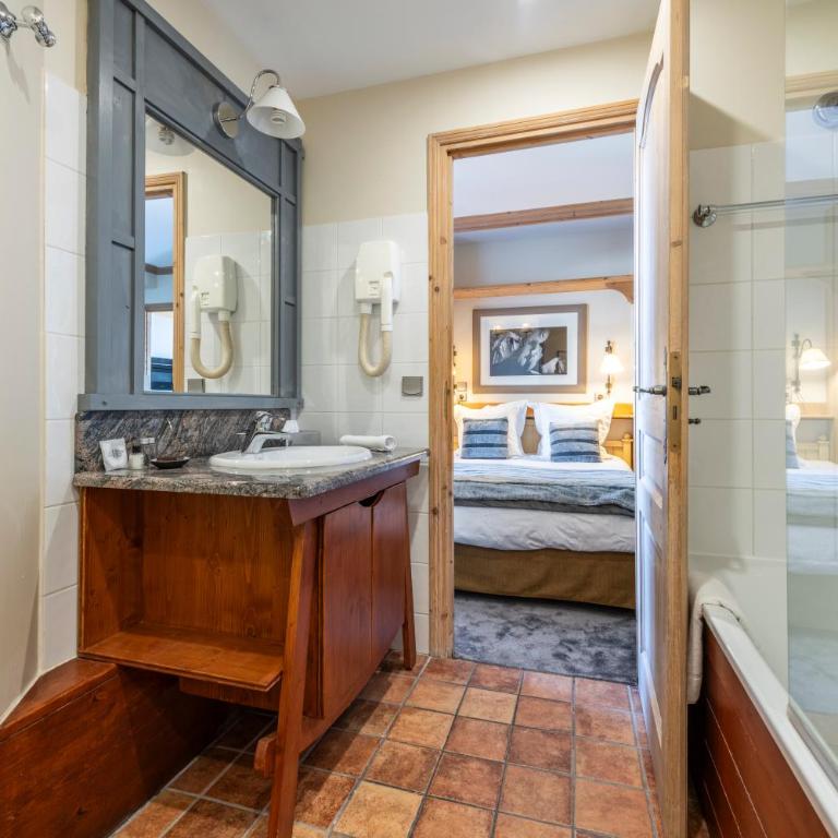 Appt rénové, 6 personnes Arc 1950 vue exceptionnelle MontBlanc, sauna, hammam, piscine int et ext - Appartement 2 Chambres - 14