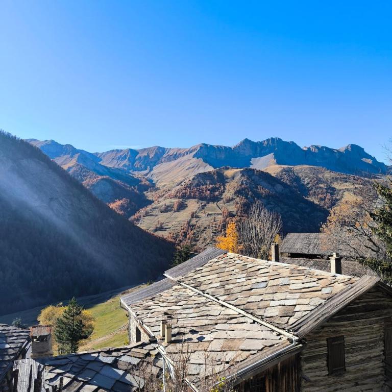 Authentique chalet du Queyras - Saint Véran - Parc naturel du Queyras - Chalet - 82