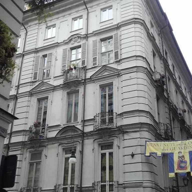 Joie de vivre Torino Garibaldi - One-Bedroom Apartment - 7