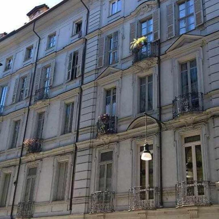 Joie de vivre Torino Garibaldi - One-Bedroom Apartment - 43