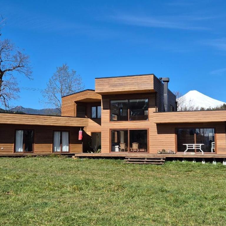 Casa en Pucon - Casa de 4 dormitorios - 1
