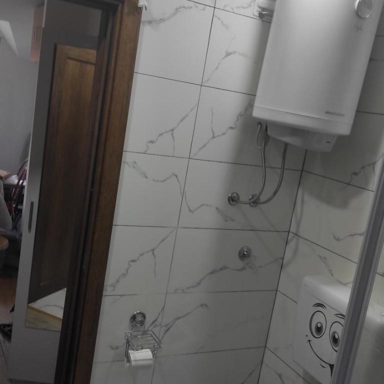 Apartmani Leonida 2 Trebinje - Apartman sa 2 Spavaće Sobe i Balkonom - 23