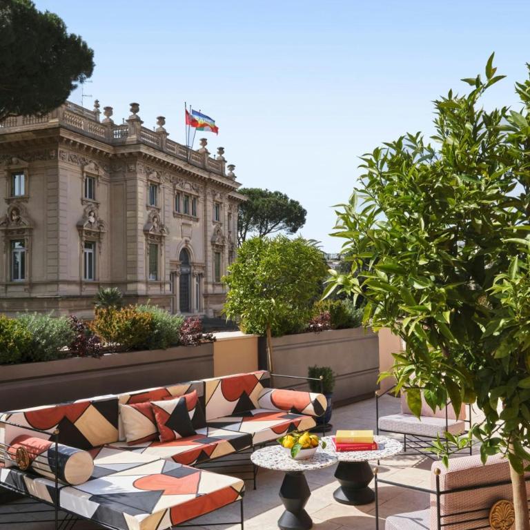 W Rome - Penthouse One Bedroom King Suite with Roof Top Terrace - 16