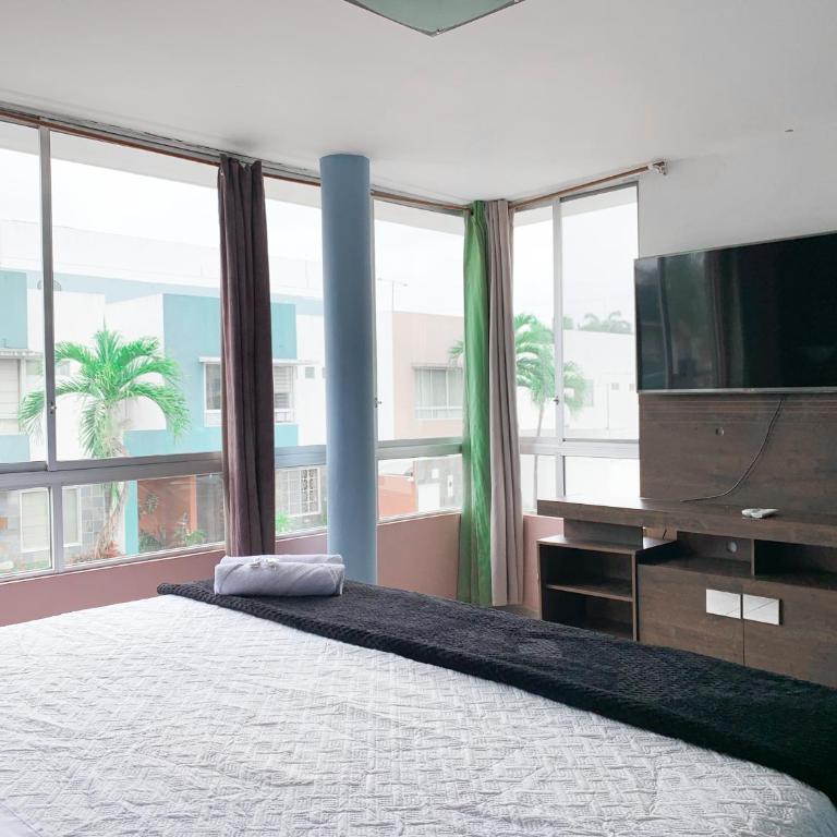Amplia Casa Moderna En Altos del Rio - Casa de 5 dormitorios - 25
