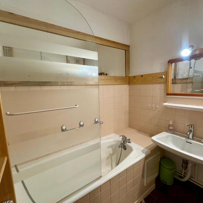 T2 fonctionnel Les Angles - 4 pers, Parking, Ski proche - FR-1-758-36 - Appartement - 10