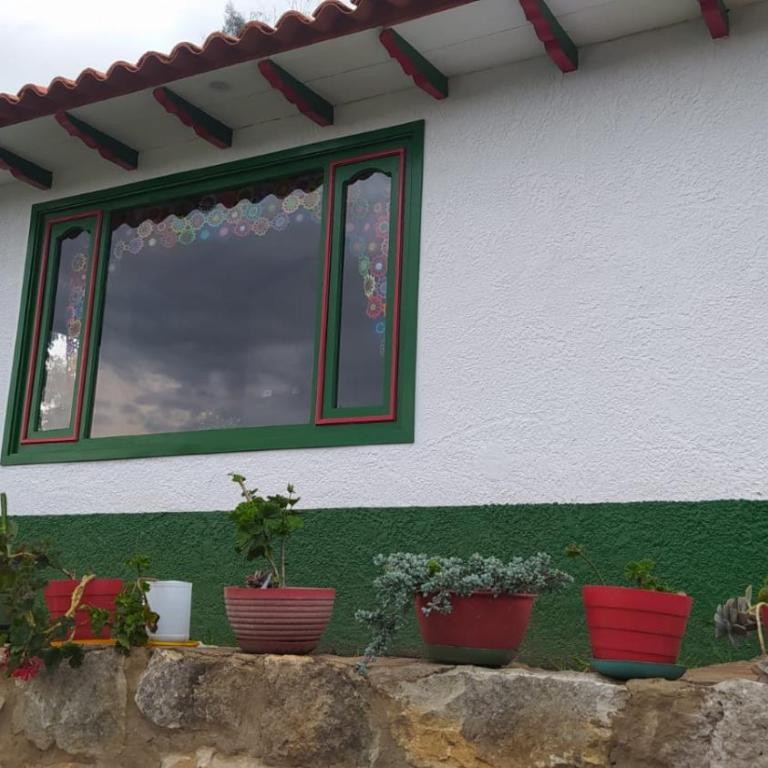 HOSPEDAJE LA LOMITA, Cabañas - Casa de 2 dormitorios - 5