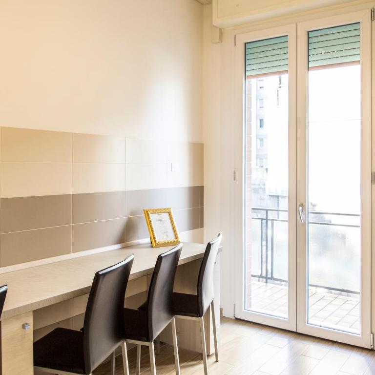 IN FIERA 8 Apartment superior FRONT FAIR - Appartamento Superior con 2 Camere da Letto - 93