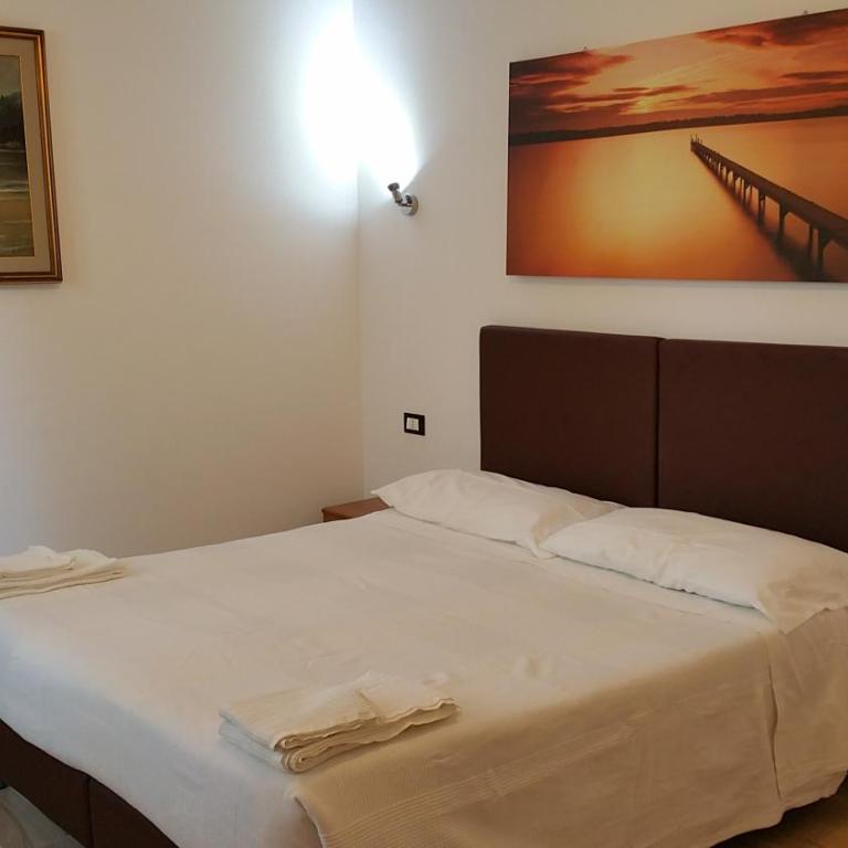 IN FIERA 8 Apartment superior FRONT FAIR - Appartamento Superior con 2 Camere da Letto - 81