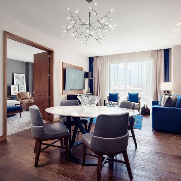 JW Marriott Hotel Monterrey Valle - Junior suite with Concierge lounge access and 1 King - 5