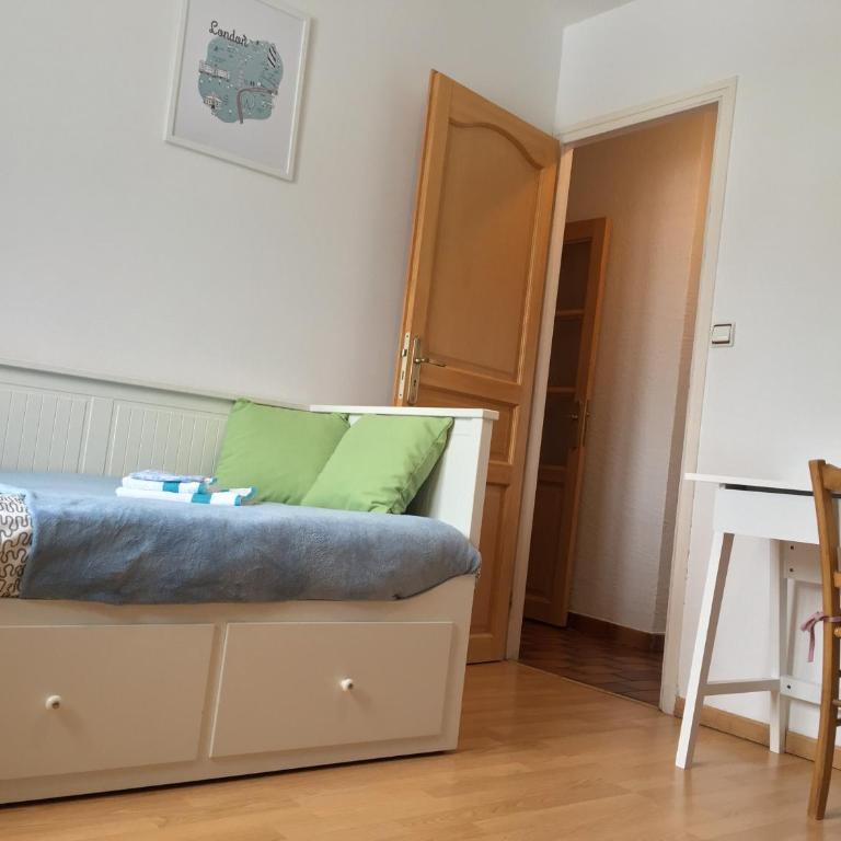 T3 avec terrasse plein sud au pied des télécabines - Appartement avec Vue sur la Montagne - 12