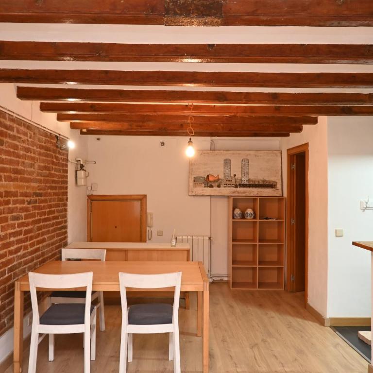 Homenfun Barcelona Poblenou - Two-Bedroom Apartment - 1
