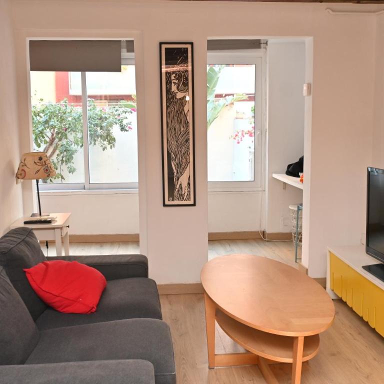 Homenfun Barcelona Poblenou - Two-Bedroom Apartment - 2