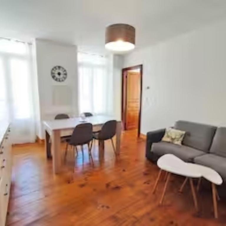 L'Alexiane, Centre Luchon, parking gratuit, wifi - Appartamento con 2 Camere da Letto - 4