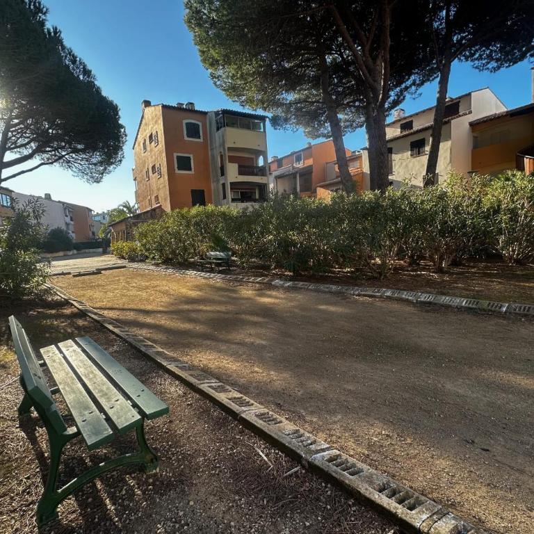 Appartement Camargue Village à deux pas de la plage du Boucanet - Apartment - 16