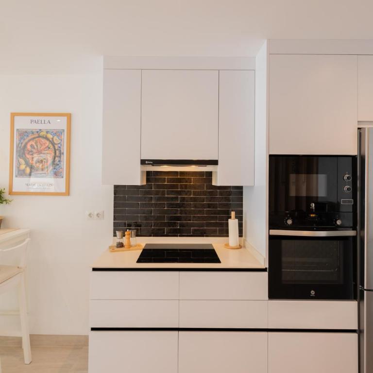 Seaside Spa Luxury Flat - Jacuzzi - Sauna - Sea view - Two-Bedroom Apartment - 41