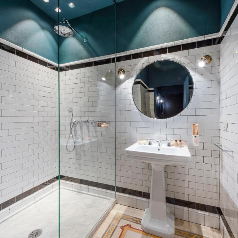 The Nine Suites - B Home - Suite Executive - 5