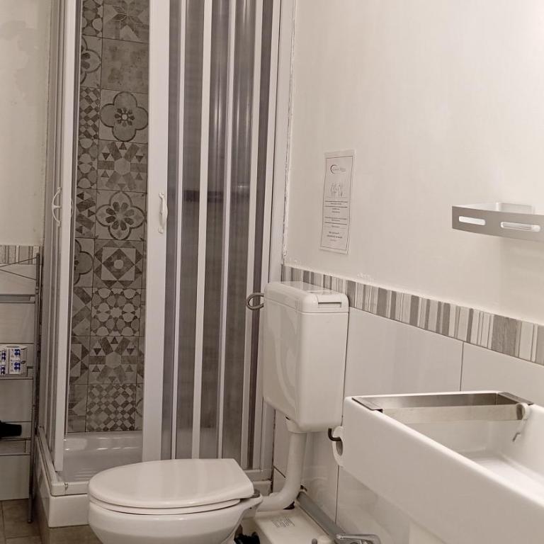 CconfortHotels Host Dolci Risvegli - Bunk Bed in Mixed Dormitory Room - 9