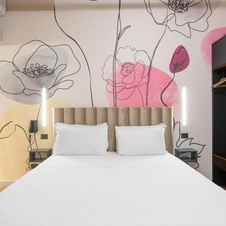 Hotel Adamas - Triple Room - 11
