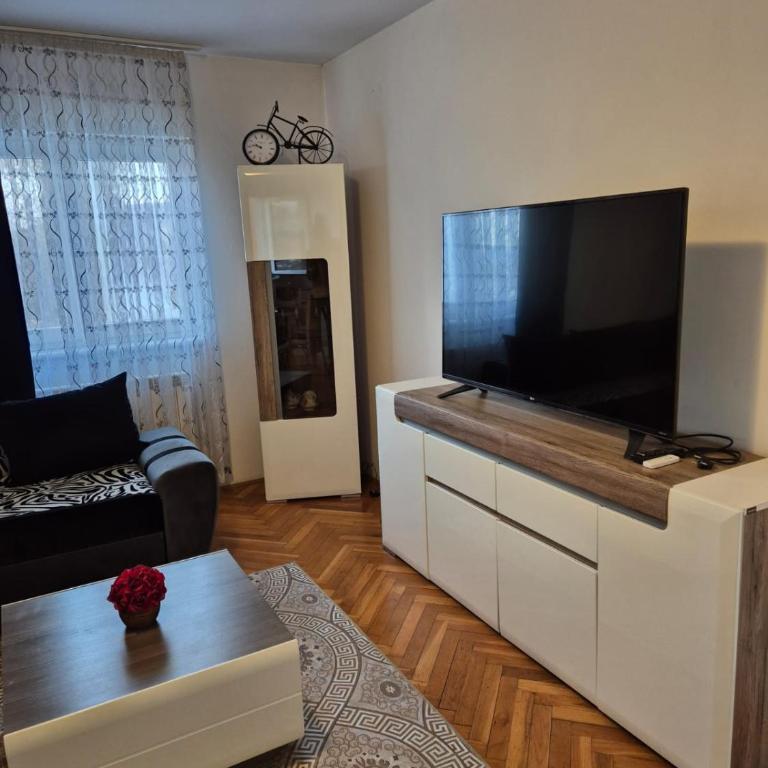 17 OKTOBRA M Apartmant - Apartman sa 2 Spavaće Sobe - 1
