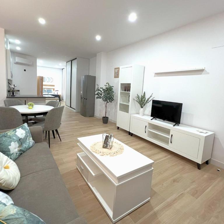 Evans Realty BM Lujoso y moderno estudio - Apartamento Estudio - 11