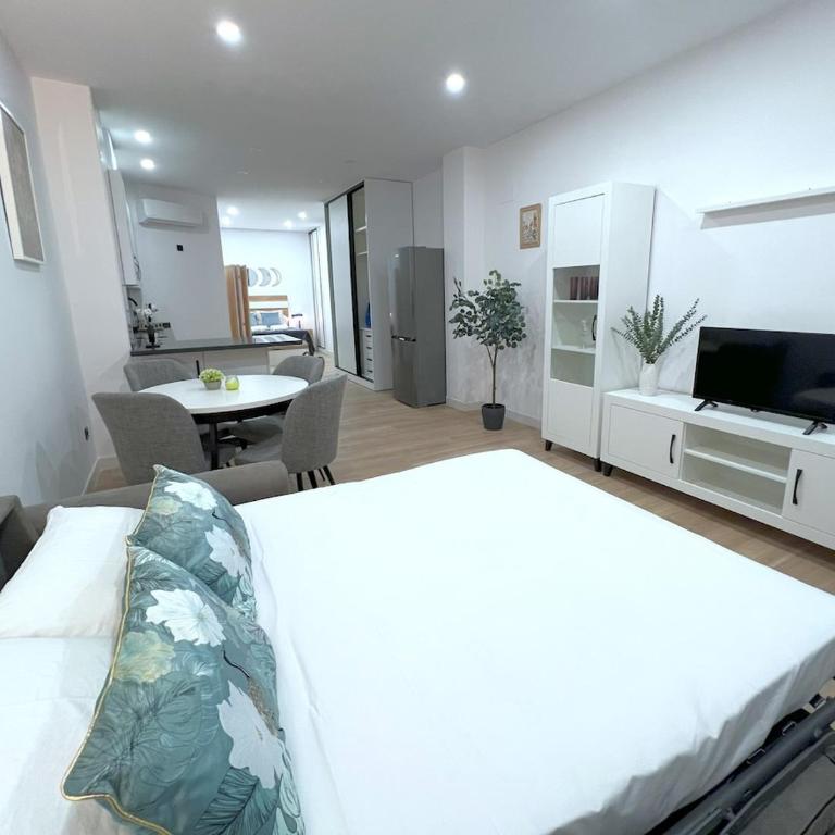 Evans Realty BM Lujoso y moderno estudio - Apartamento Estudio - 12
