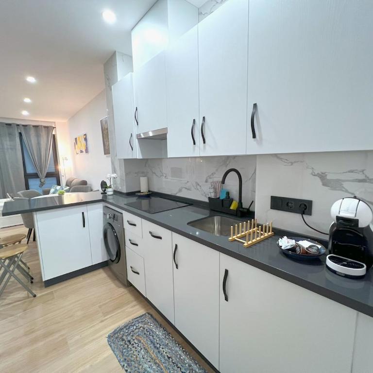 Evans Realty BM Lujoso y moderno estudio - Apartamento Estudio - 4