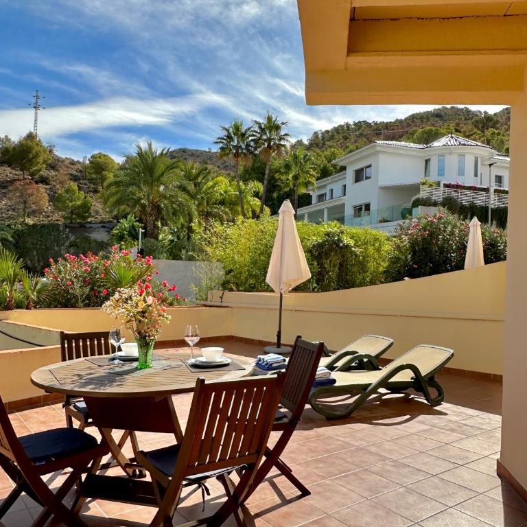 Albir Hills Apartments - One-Bedroom Premium Apartment - 9
