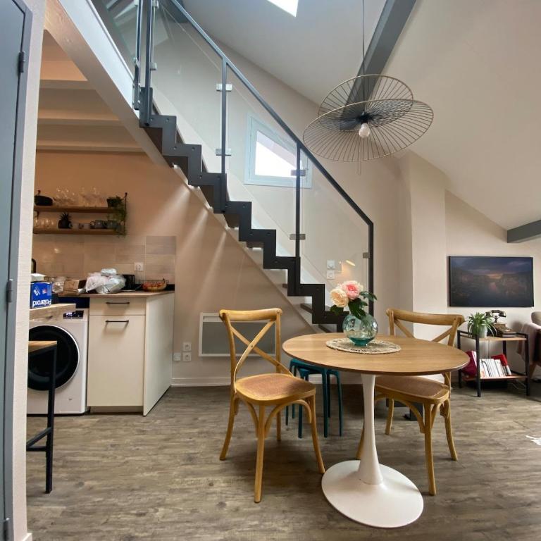 Stylish & Cosy Mezzanine in Historical Old Town - Apartamento de 1 dormitorio - 2