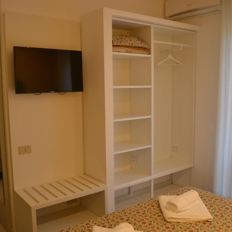 Hotel Mirage - Camera Tripla Comfort - 2