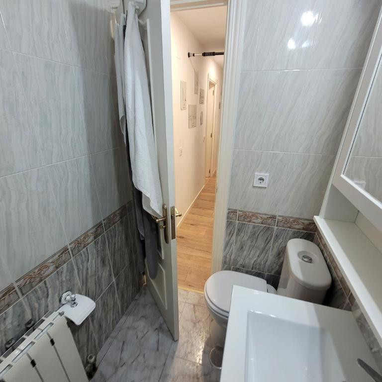 Habitaciones con vistas Madrid - Habitación Doble con baño compartido - 6