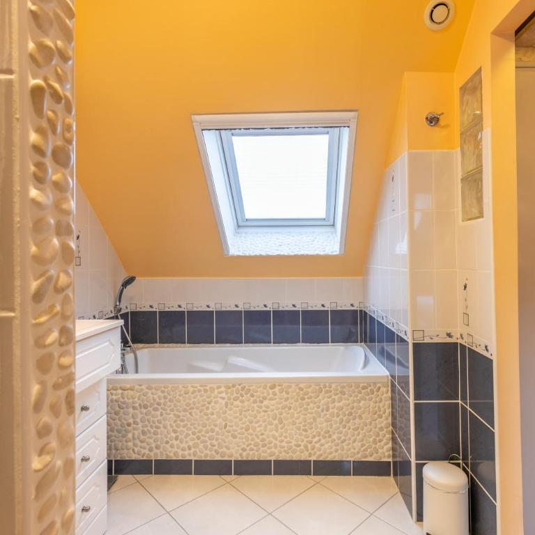 Ultra centre, 2 Ch, 2 SDB, Blois - Apartamento de 2 dormitorios - 4