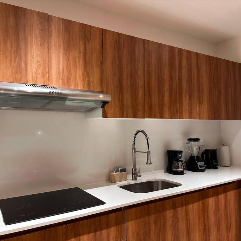 King Studio with Rooftop Pool and Gym - Apartamento - 9