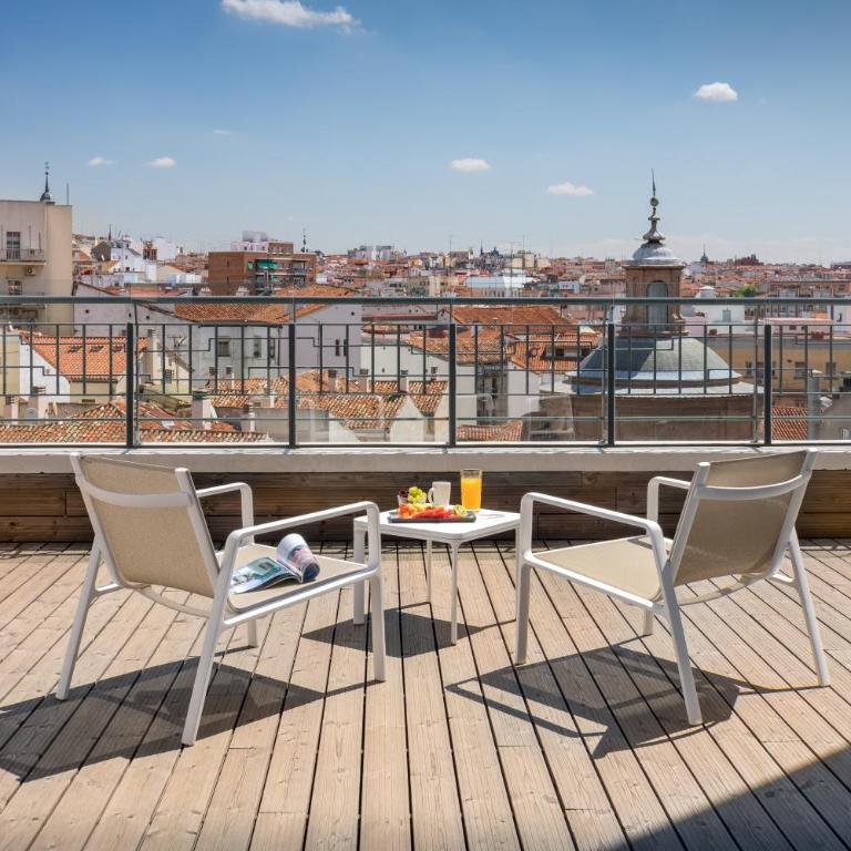 Barceló Torre de Madrid - Suite with Terrace - 3