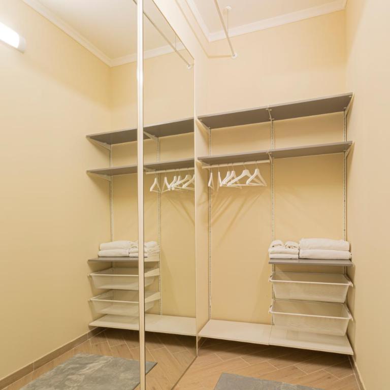 Anastasia Comfort at the Vatican with Balcony - Appartamento con 2 Camere da Letto - 23
