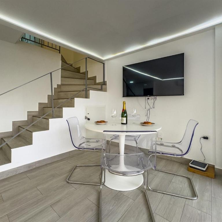Skol 304 A - 2 Bedroom Duplex Marbella Center First Line Beach - Two-Bedroom Apartment - 8
