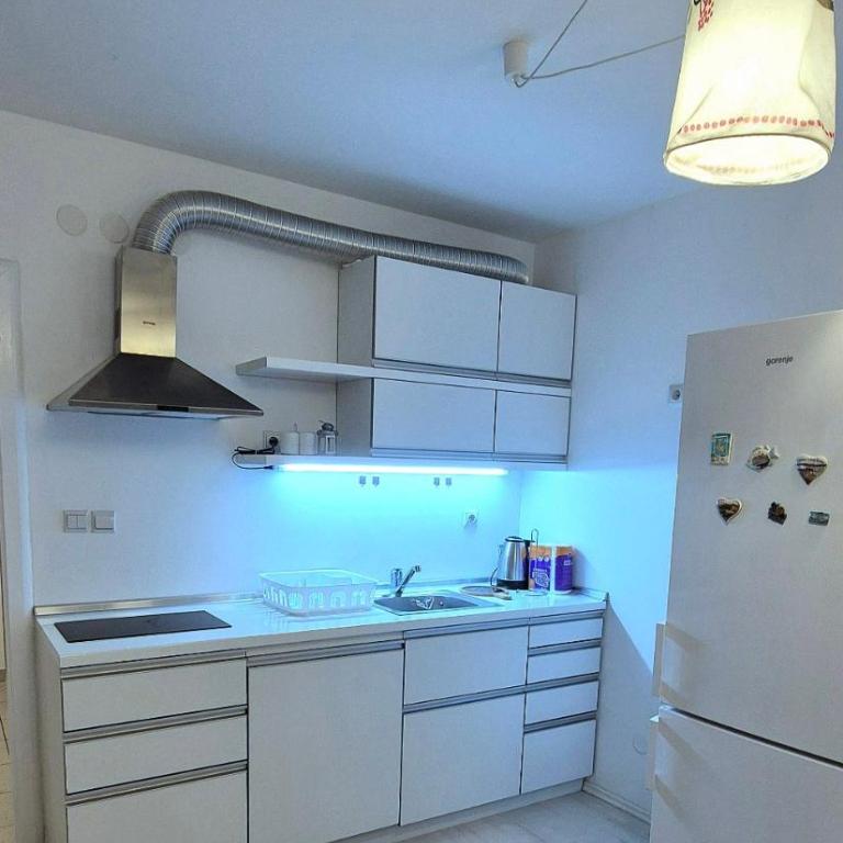 Apartman Kinder - One-Bedroom Apartment - 7