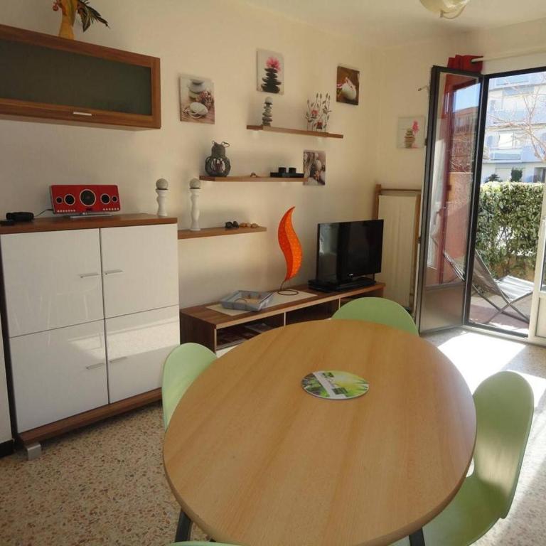Appartement 2 pièces PORT LA NOUVELLE PN520-031 - Appartement 1 Chambre - 4