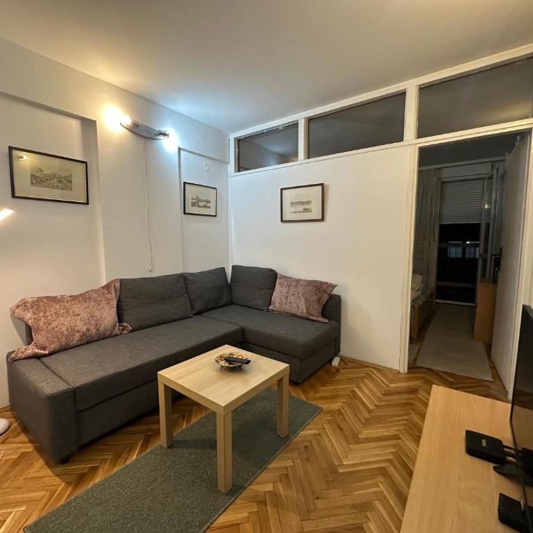 City Centre Retreat Pionir Apartment - Apartman sa 1 Spavaćom Sobom - 1