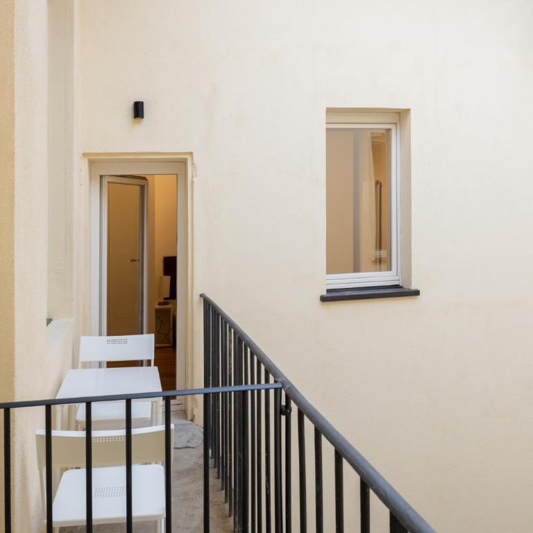 Dimora d'Azeglio - Appartamento con 3 Camere da Letto - Piano Alto - 40