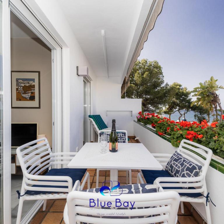 Bliss On The Bay Apartment - One-Bedroom Apartment - 4