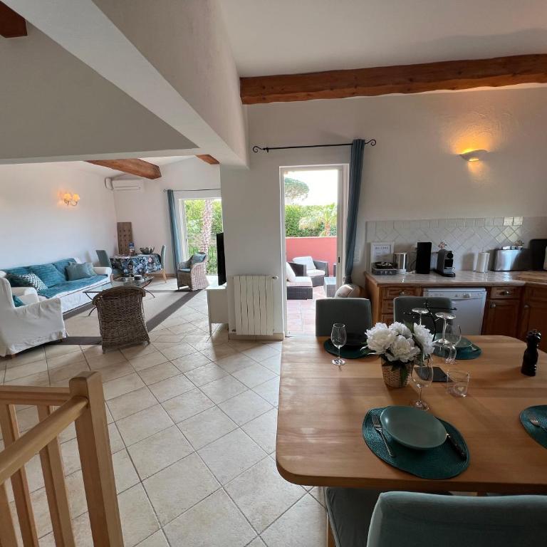 Villa Marcelle - Appartement 2 Chambres avec Terrasse et Vue sur la Mer - 4
