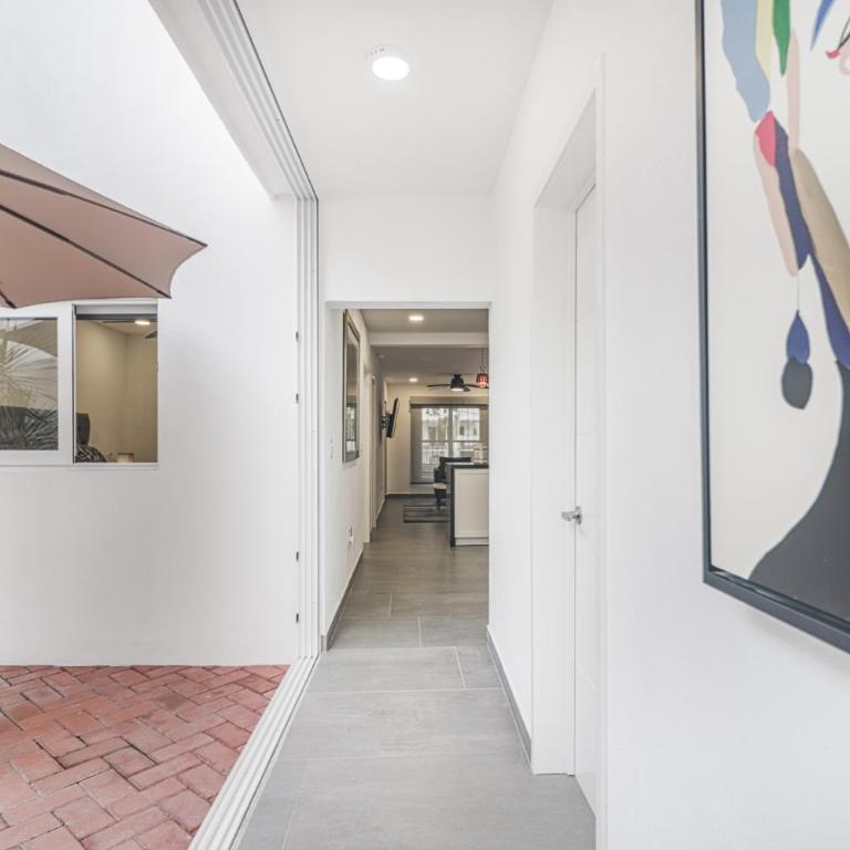Modern Stadium Bungalow - Two-Bedroom Apartment - 29