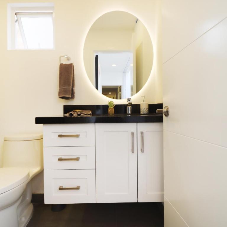 Modern Stadium Bungalow - Two-Bedroom Apartment - 27