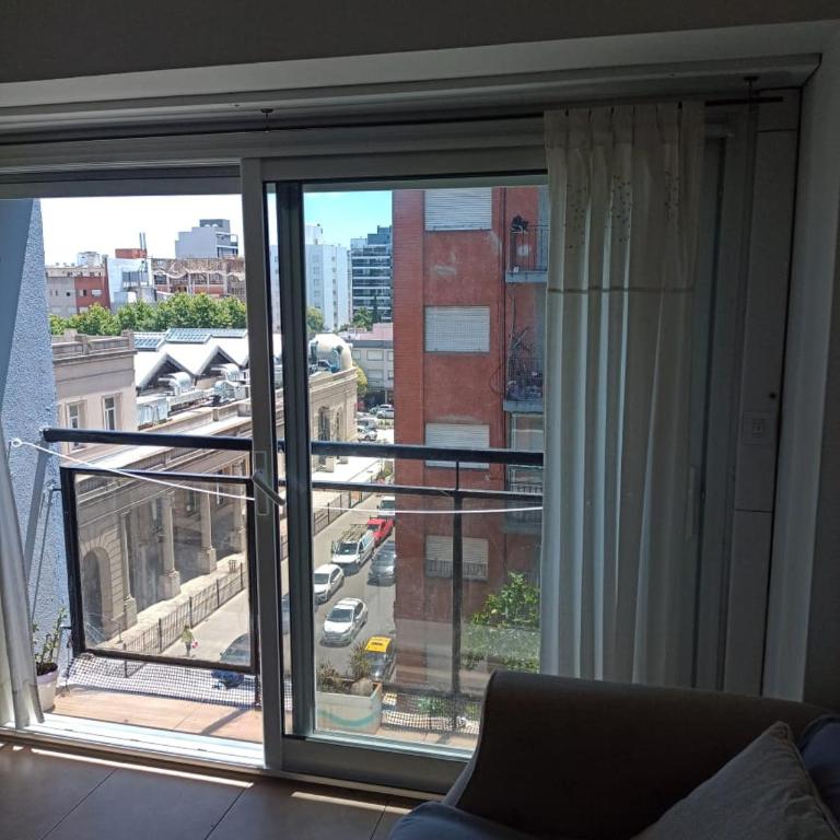 Dos ambientes todo externo en la mejor zona de Mdp - Apartamento de 1 dormitorio - 3