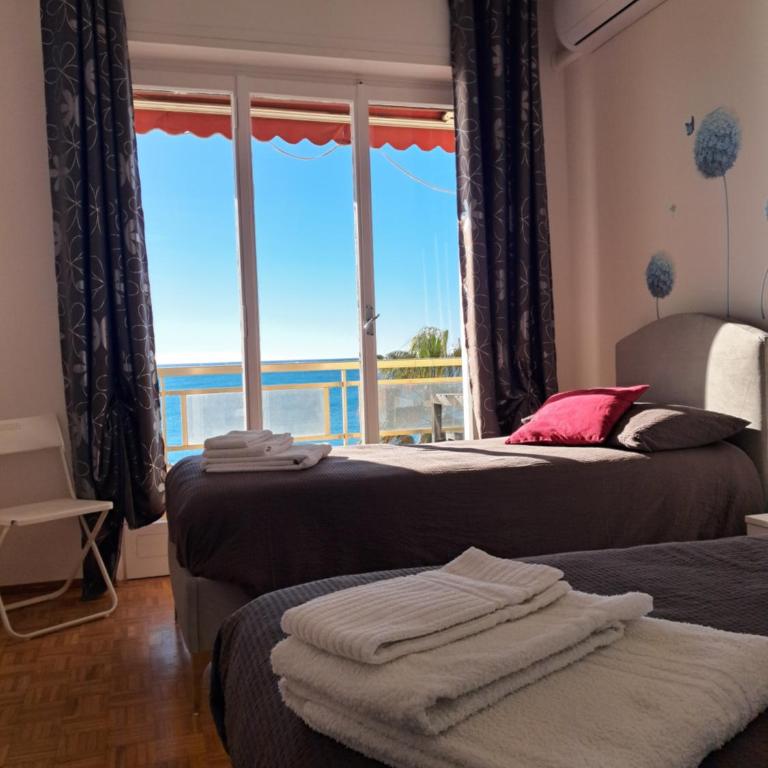 Casa Anna appartamento fronte mare Ventimiglia - Appartamento con 2 Camere da Letto - 17