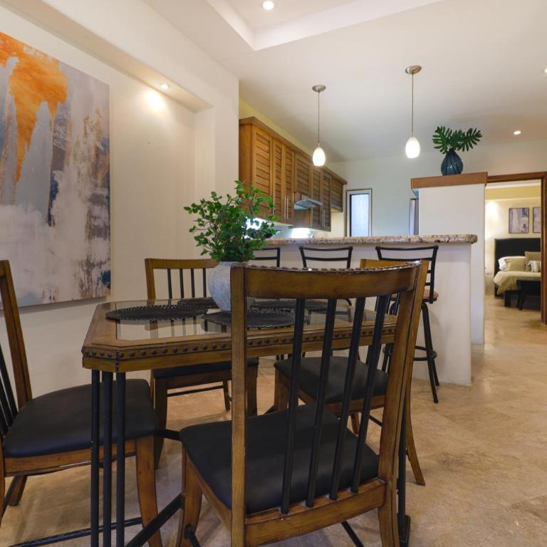 Pueblo Beach - Half a block from the beach - One-Bedroom Apartment - 6