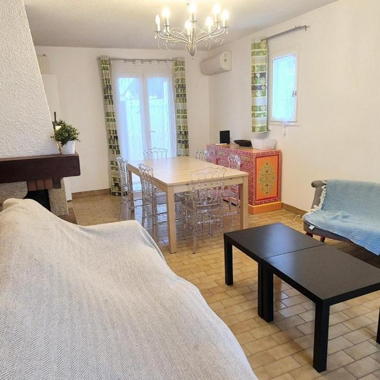 Villa 5mn mer, 8pers, 100m2, grande terrasse, clim - Villa Standard - 7