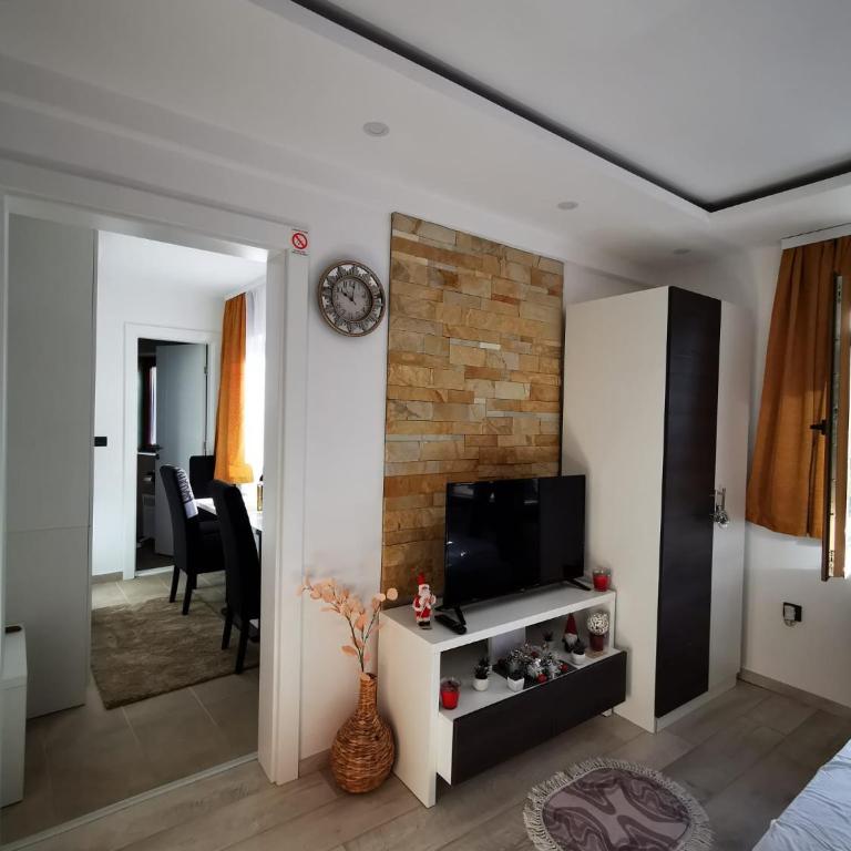 MILMARI STAR S71 LUX - One-Bedroom Apartment - 11